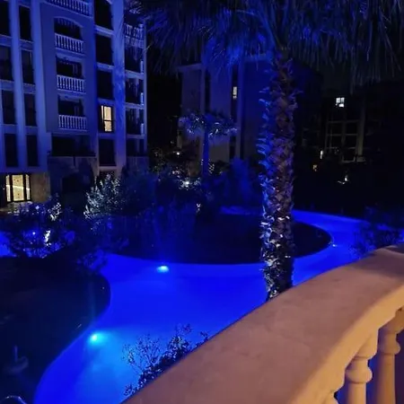 Apartment Cascadas, аппартамент-студия с видом на бассейн Sunny Beach